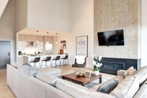 Unique stunning ski in-out condo in Tremblant